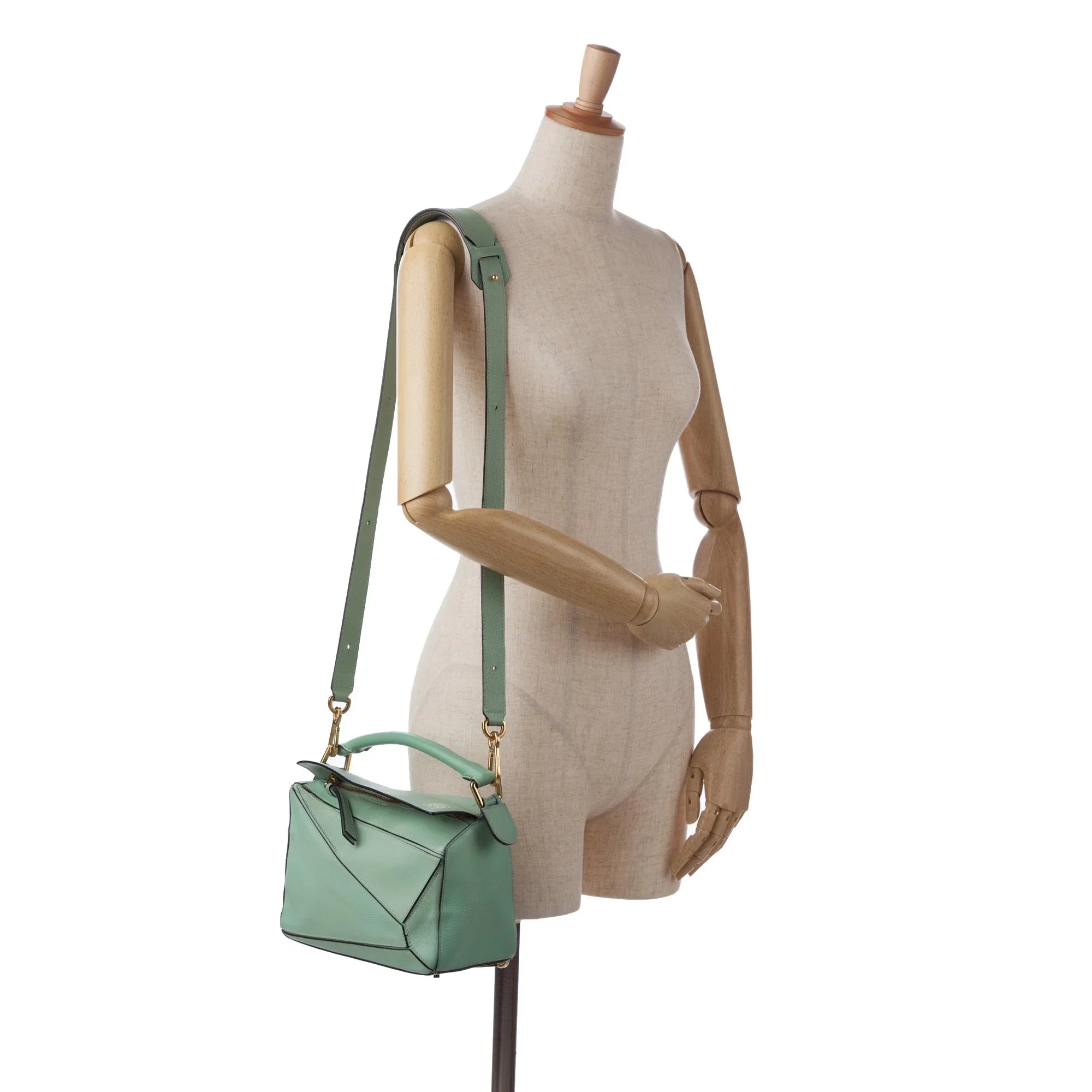 Leather LOEWE Unisex Authenticated Satchel (Good) Puzzle Pre-Owned Small Calf Green