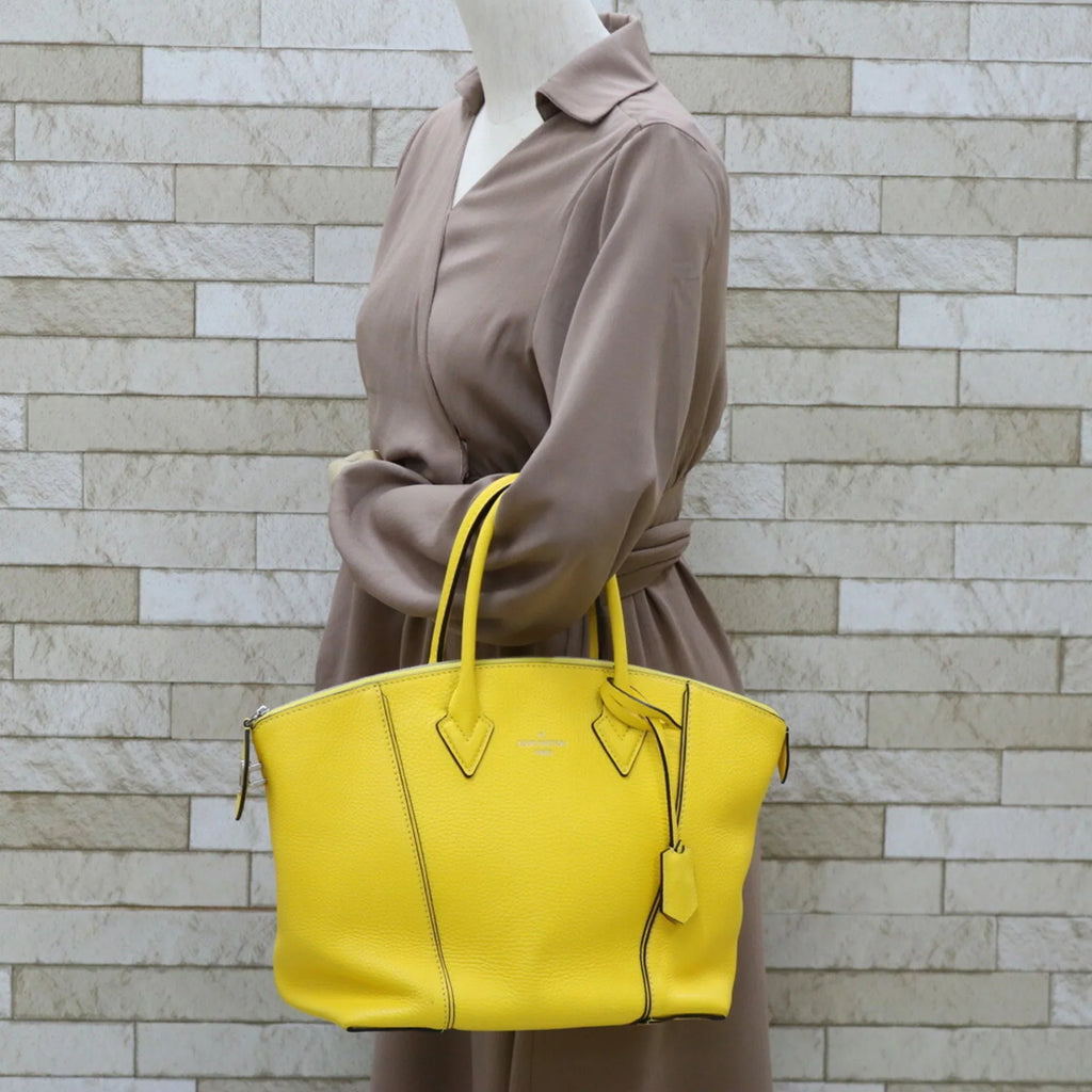MM Women's Rockit (Good) Pre-Owned M50026 Parnasea Leather Shoulder Bag