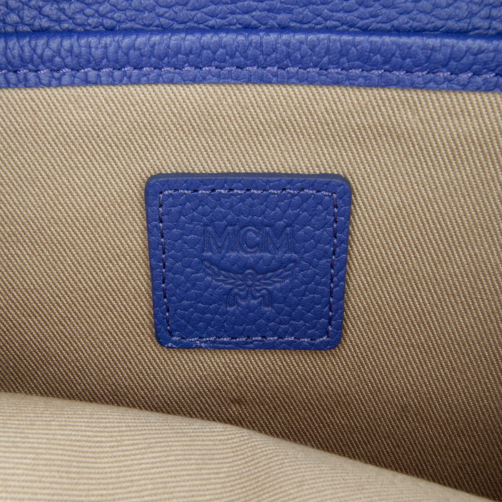 Blue Chain Patricia Leather Authenticated Pre-Owned Bag on Wallet Calf Studded MCM Unisex Crossbody (Good)