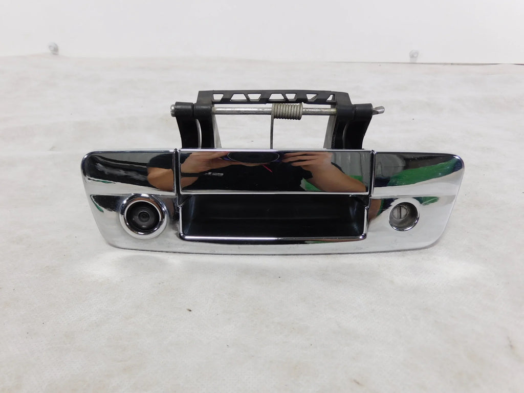 Camera LKQ Rear Tailgate Handle View Dodge Pre-Owned Ram OEM Locking 1500 w/ (Good) 16-22