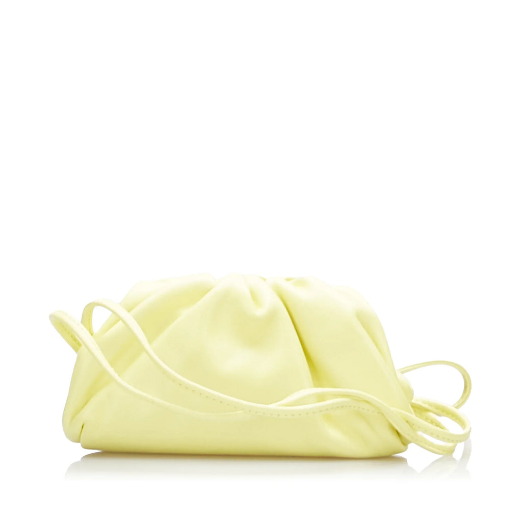 Pouch Bottega Bag Authenticated Leather Veneta Unisex The Yellow Pre-Owned Calf (Good) Crossbody