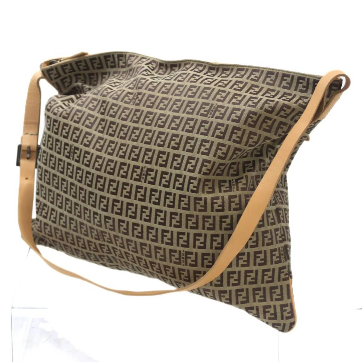 2355.7VA020.28E bag Brown Zucca Shoulder pattern Pre-Owned FENDI (Good)