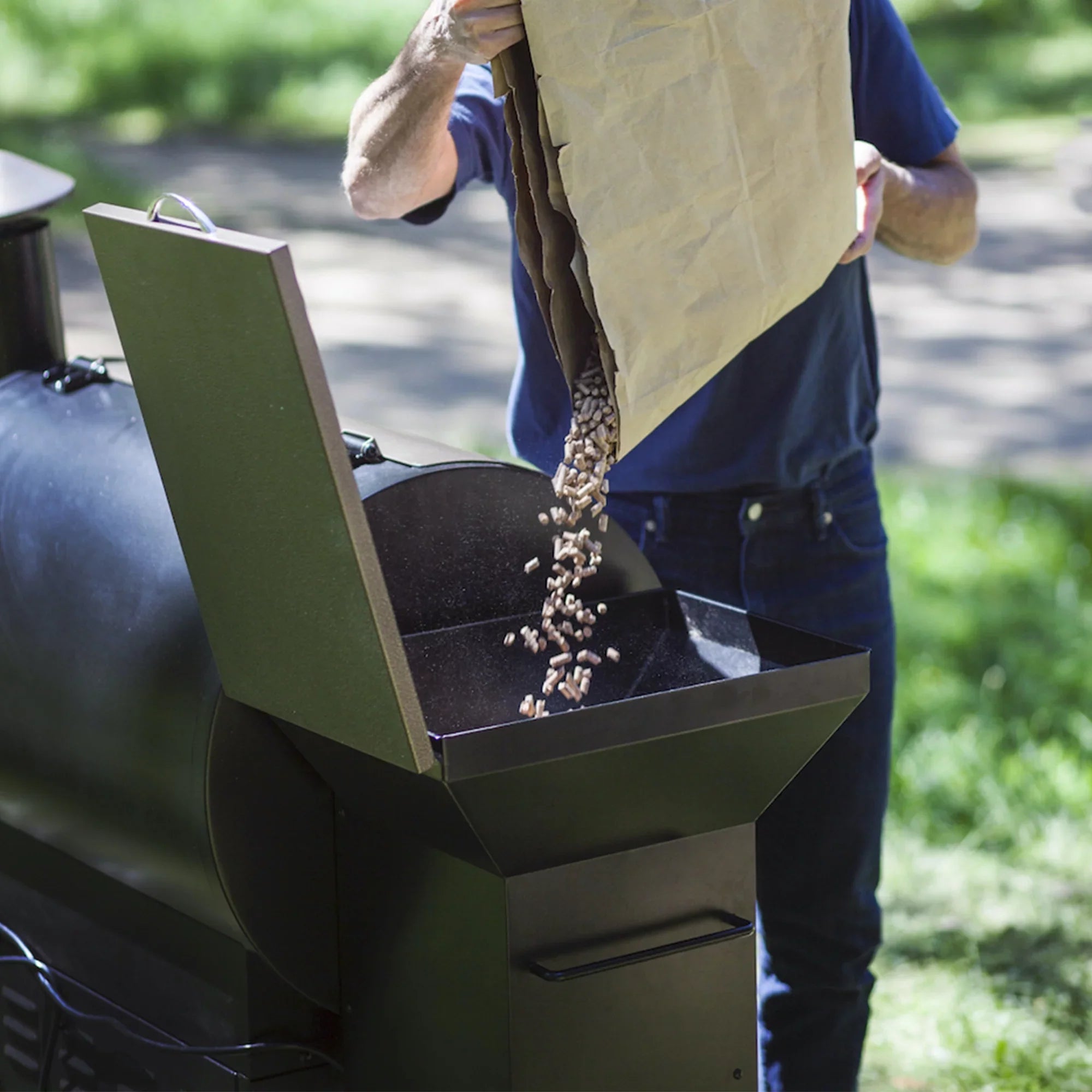 sq. 8-in-1 Z 694 Grill GRILLS & Black Smoker Wood Pellet in. ZPG-7002B BBQ