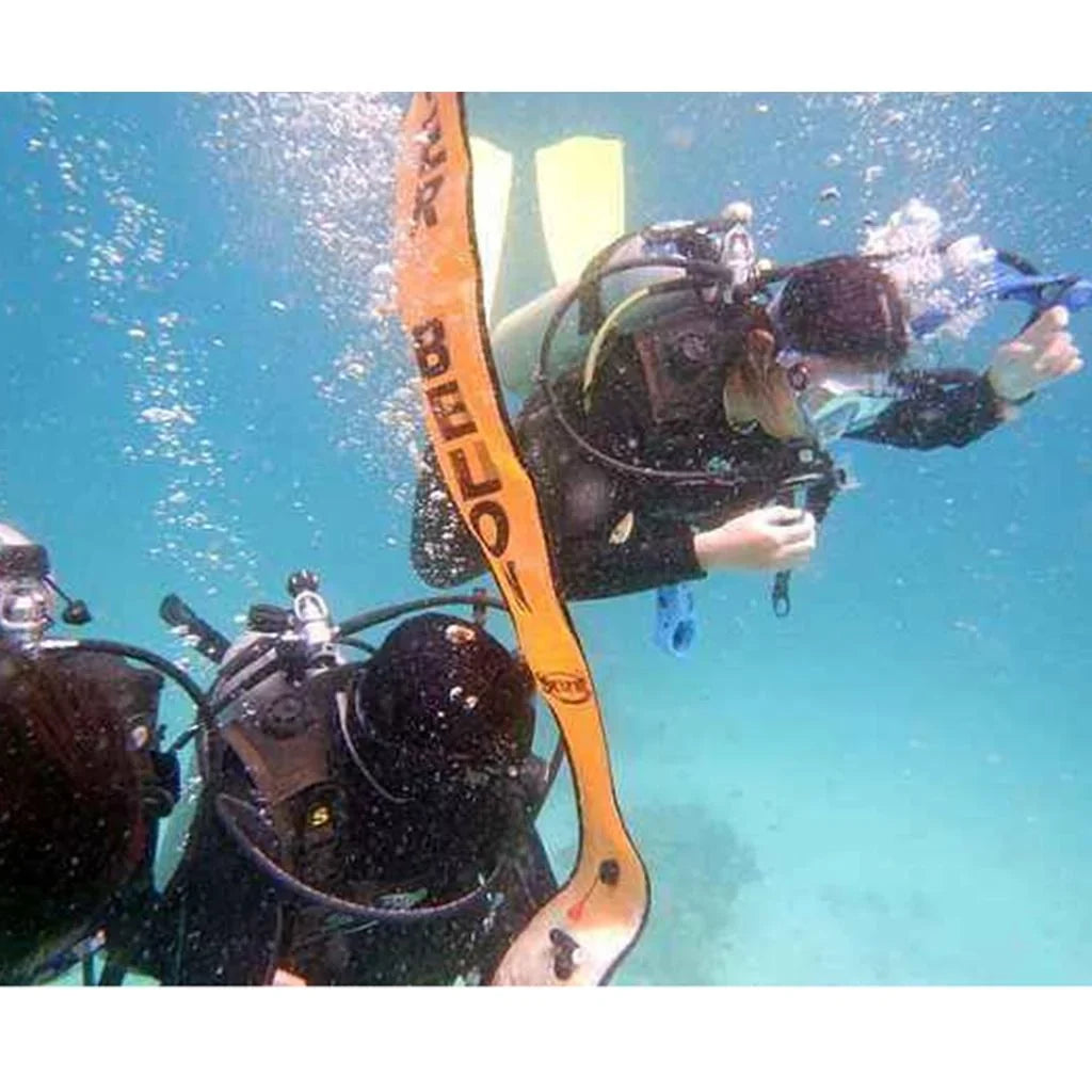 Pro 4' Scuba Hose Surface - Visible Signal Tube for with Safety Inflator Snorkeling Standard Marker Divers Diving BC Sausage High Compact &