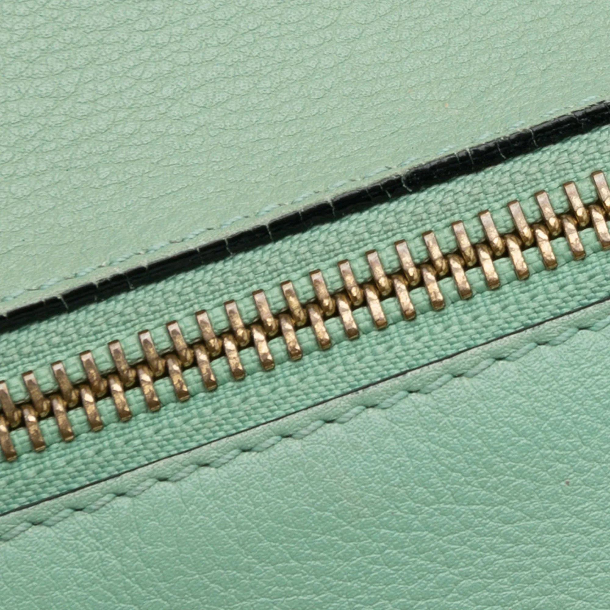 Leather LOEWE Unisex Authenticated Satchel (Good) Puzzle Pre-Owned Small Calf Green