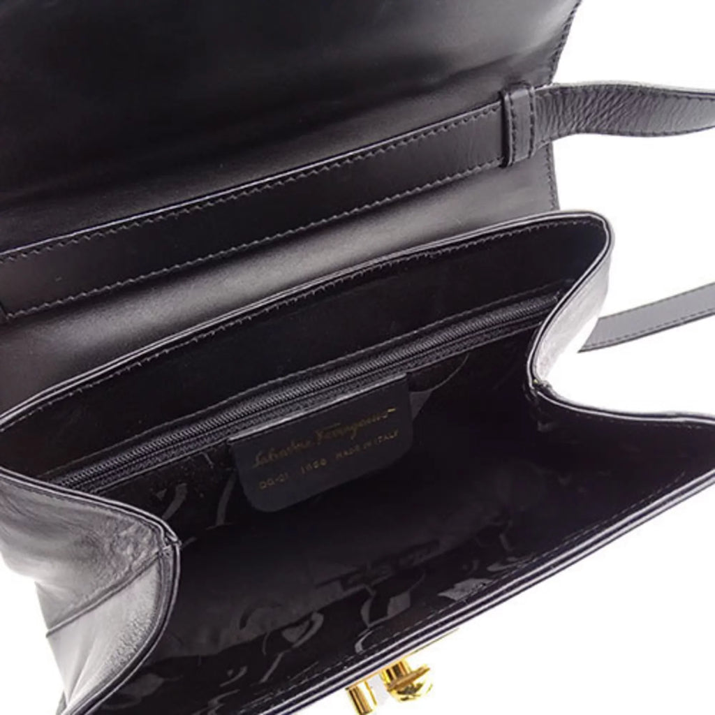 Pre-Owned Black Ferragamo Ladies Handbag 2way Salvatore Shoulder (Good) Bag