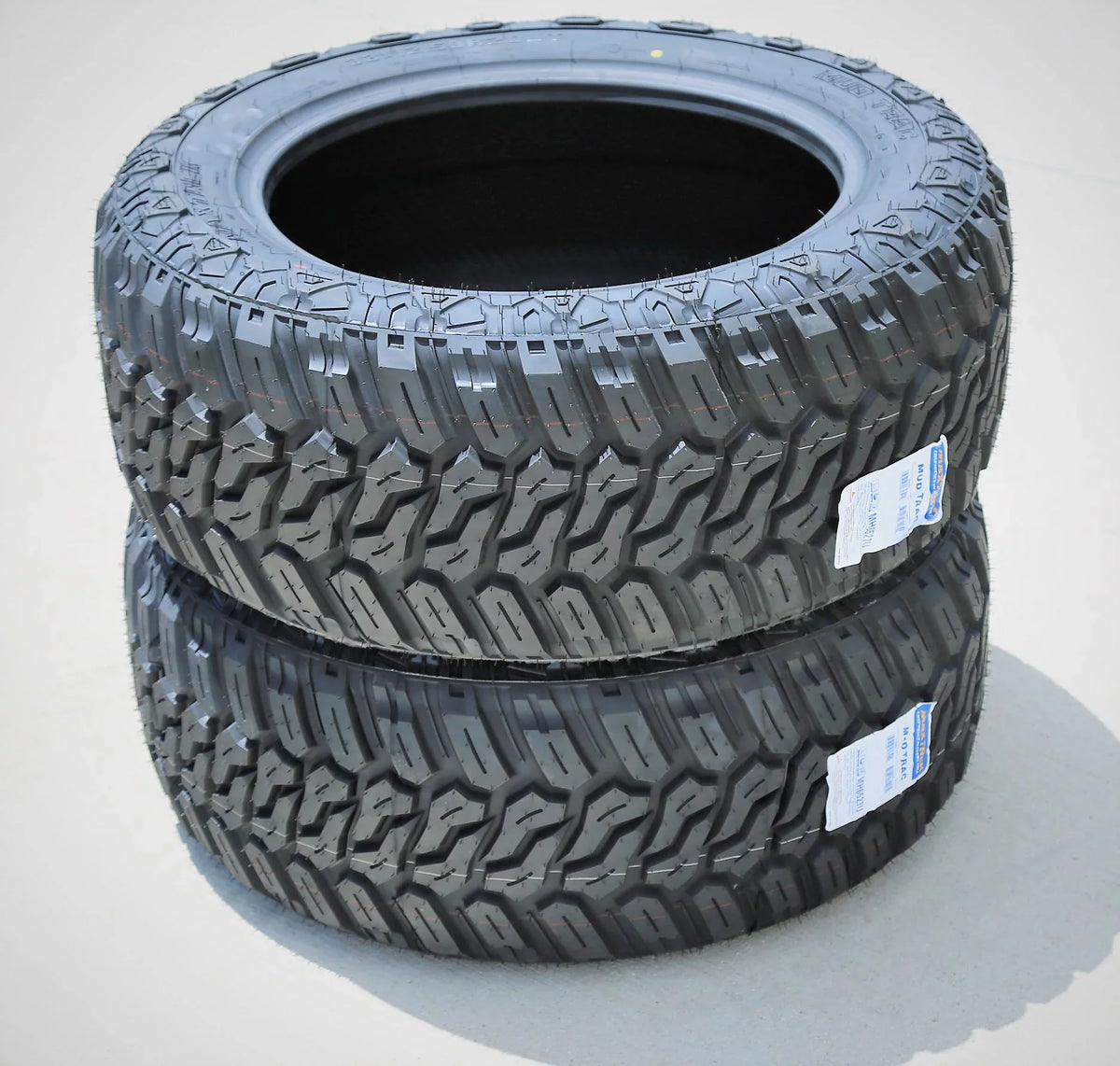 D Tire 285/75R16 Mud M/T Load 8 Trac Ply LT Maxtrek MT