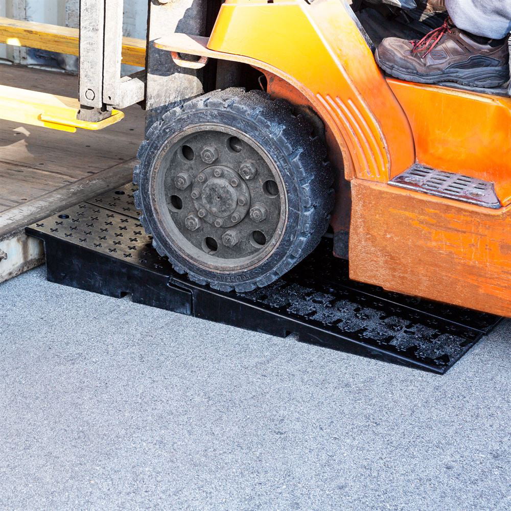 49" Rubber Ramps 20CR44911 44" Guardian Full-Width Container - Shipping x Wedge