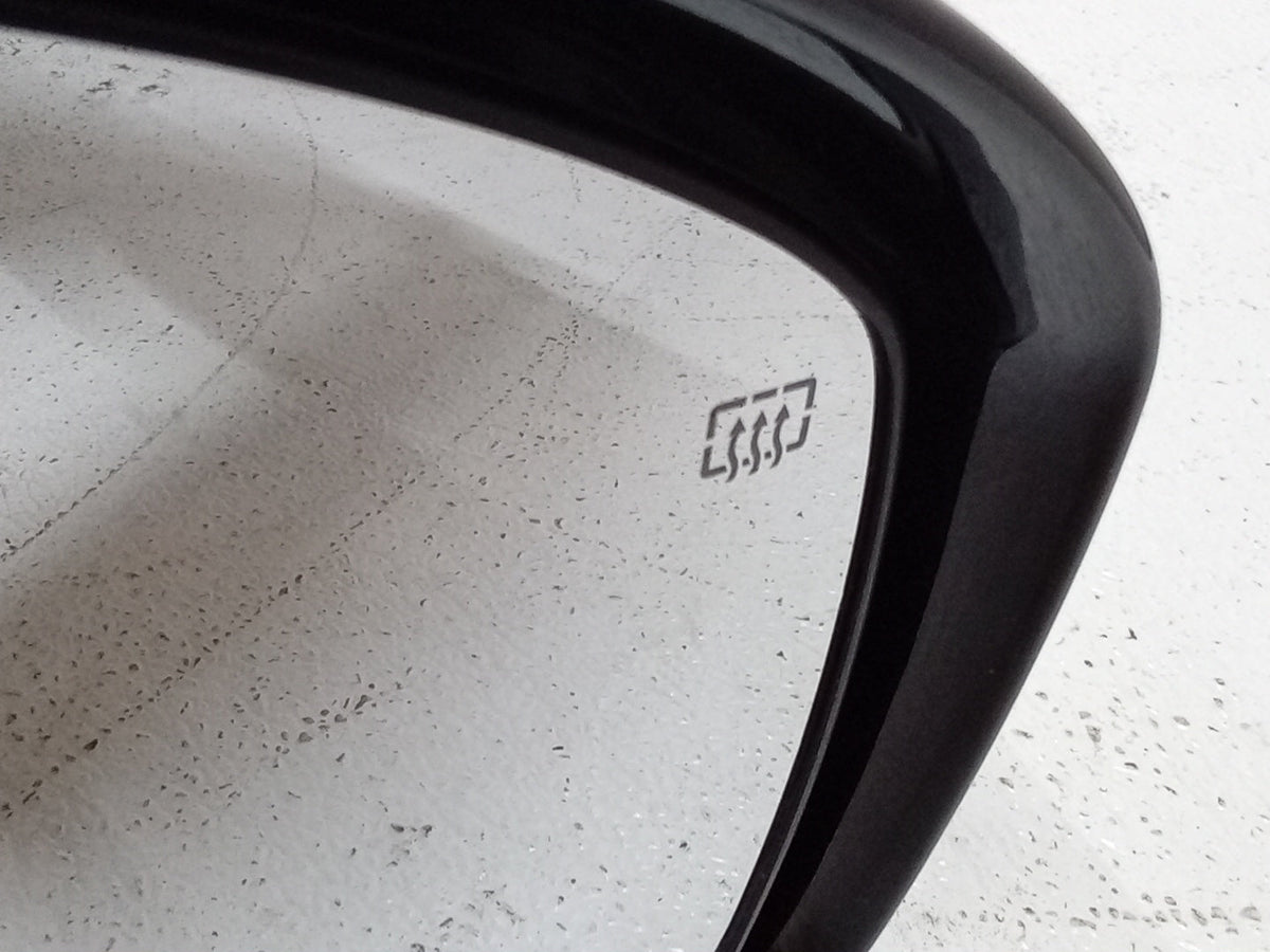 Infiniti QX60 OEM Side RH 2014 Camera w/ Passenger Pre-Owned (Good) Door Side Mirror