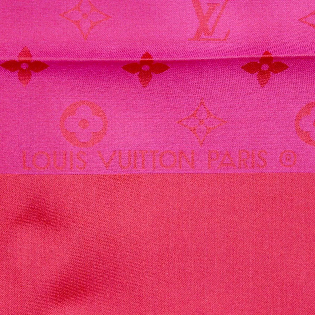 silk pink (Good) / Pre-Owned scarf 100% monogram
