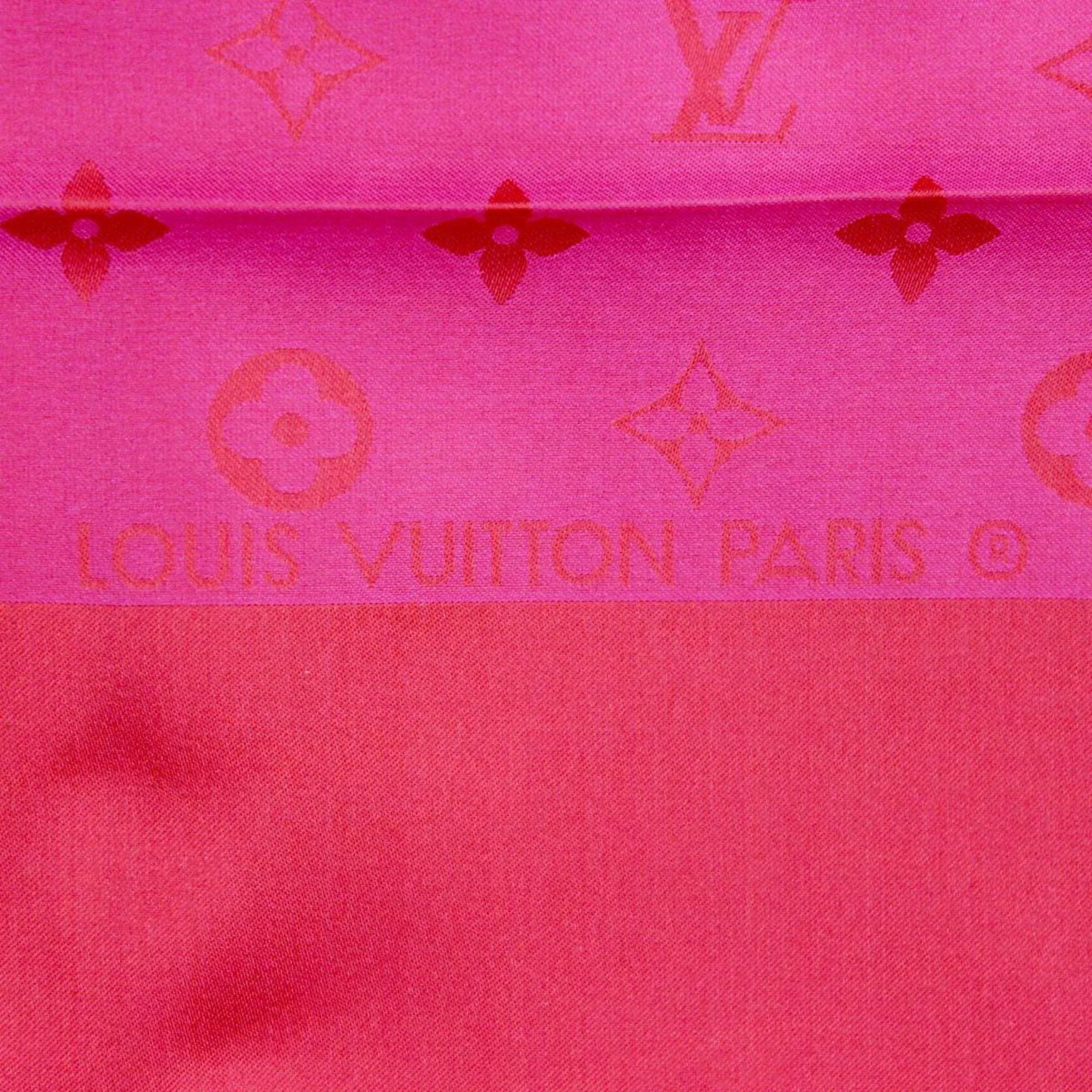 silk pink (Good) / Pre-Owned scarf 100% monogram