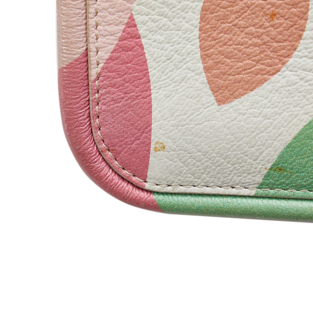 Miu Pink Pre-Owned Calf Authenticated Miu Crossbody Flower Unisex Crossbody Print Bag Leather (Good)