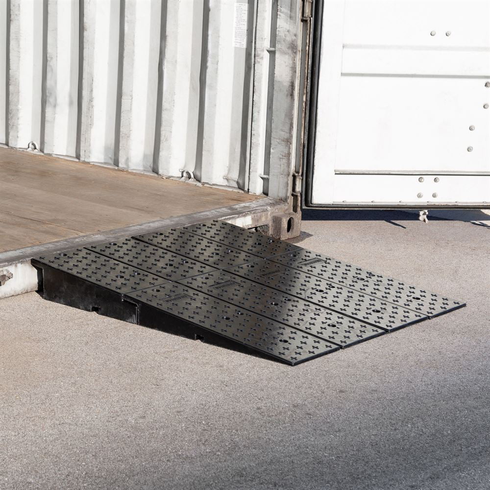 49" Rubber Ramps 20CR44911 44" Guardian Full-Width Container - Shipping x Wedge