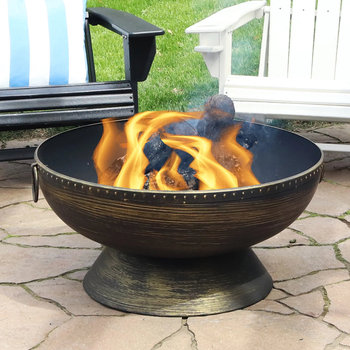 Poker exterior Royal 30" Spark and Sunnydaze Fire Steel Pit Screen with
