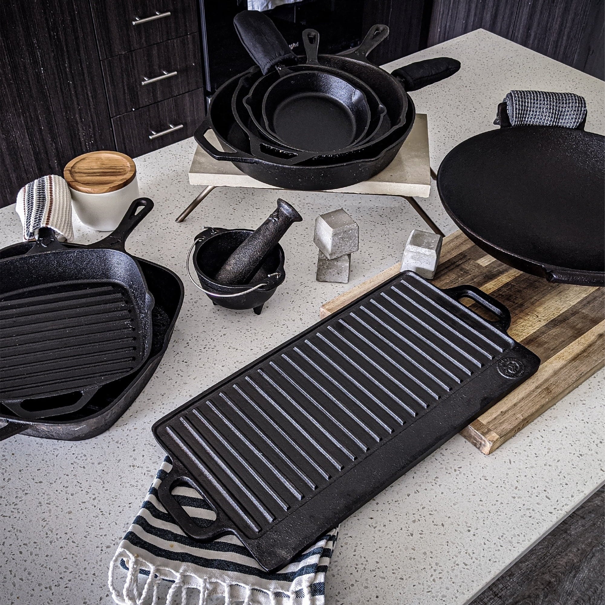 Grill Square Backcountry Pan Iron Inch Pre-Seasoned Iron 8 Medium Cast