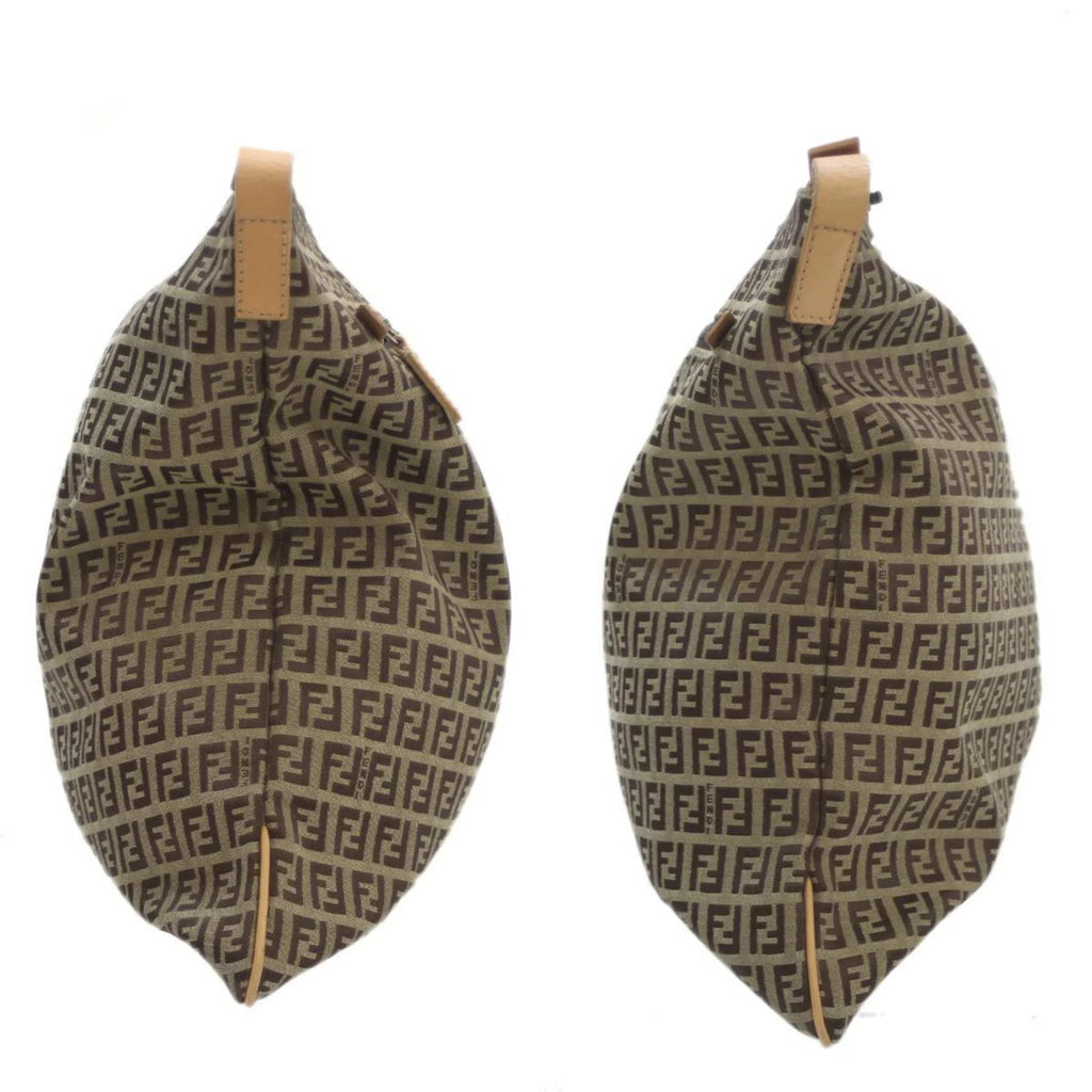 2355.7VA020.28E bag Brown Zucca Shoulder pattern Pre-Owned FENDI (Good)