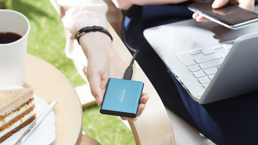 Portable MU-PA1T0B/AM - Gen.2 Single 3.1 USB 1TB SSD Unit SSD External Version