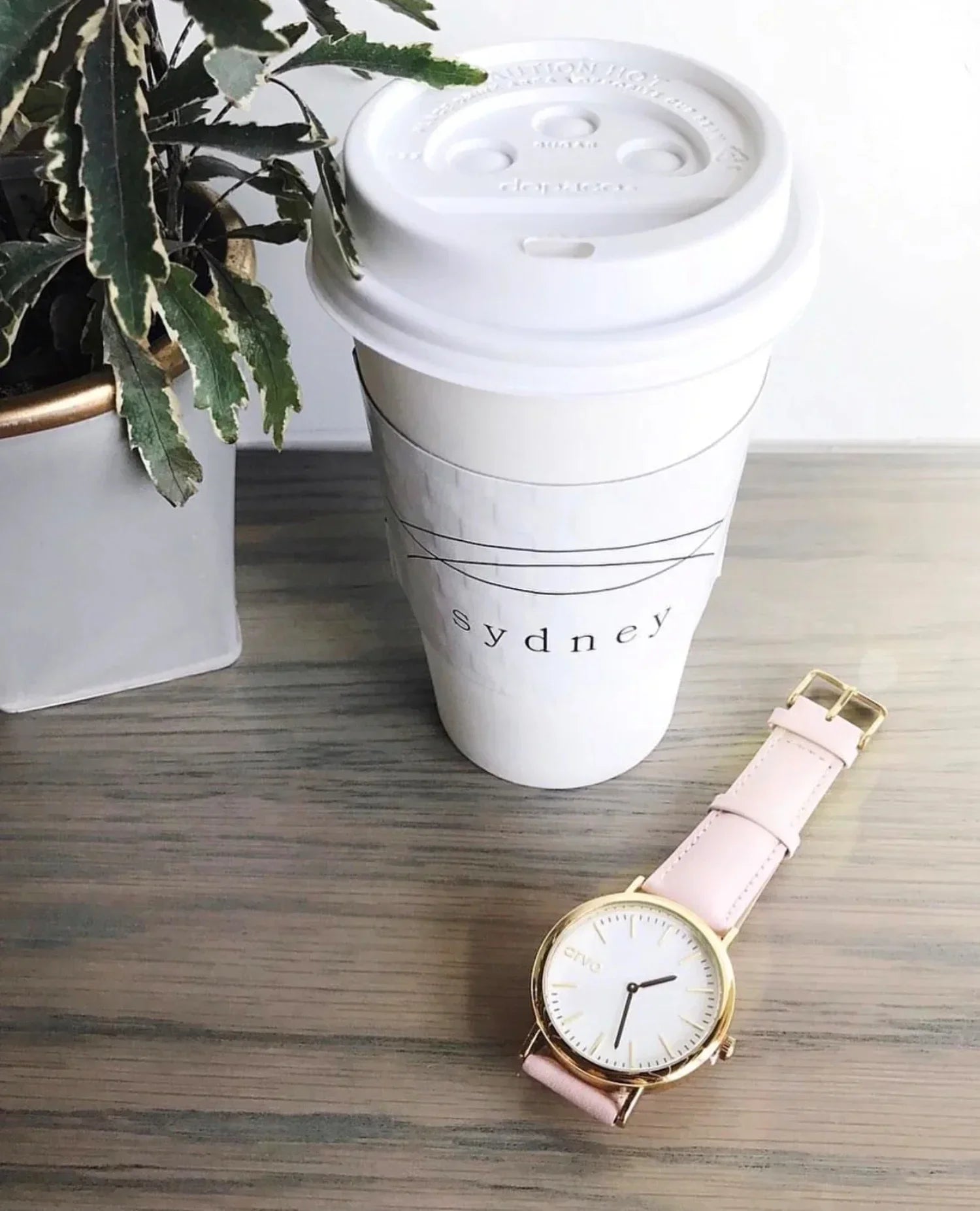 '- White Sawyer Arvo Time - Gold Watch Pink Leather