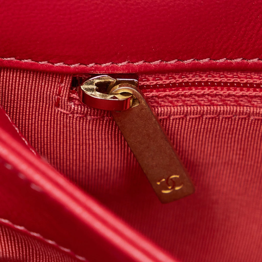 Chevron Leather Red Flap Satchel CC Pre-Owned Authenticated Unisex Lambskin (Good)